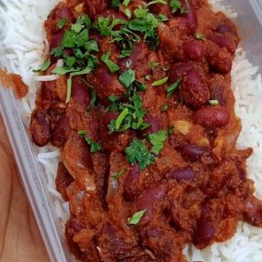 Mix Beans Goulash with Rice